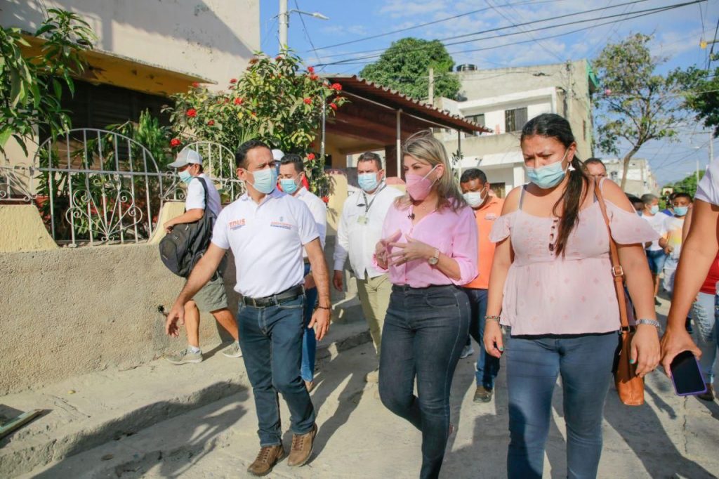 Alcaldía inicia obra de recuperación de la calle 14 de Gaira