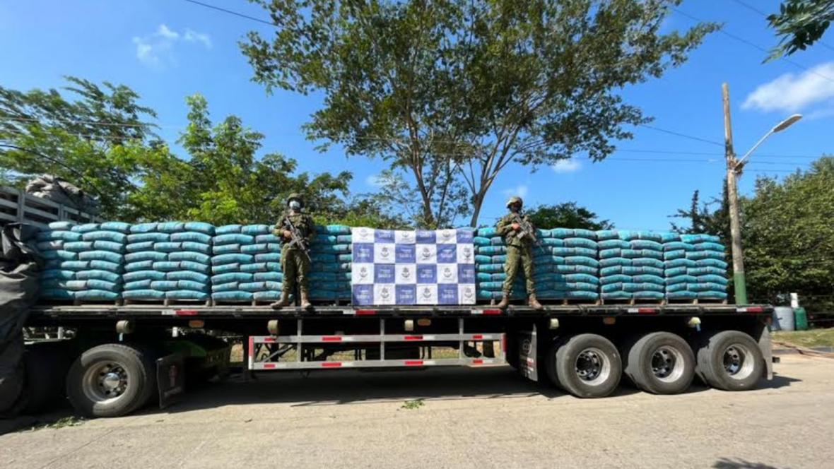Armada Nacional incautó 38 toneladas de cemento en La Gloria, Cesar, por no tener documentación requerida