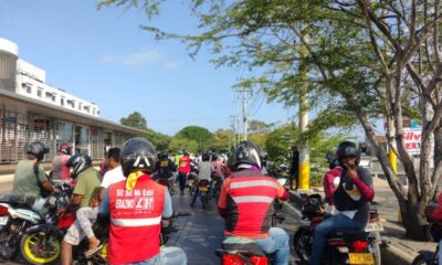 Avanza marcha de motociclistas hacia el Centro