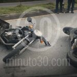 Fotos Choque entre dos motocicletas causo congestion en Robledo cerca a la avenida 80 2