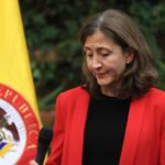 Ingrid Betancourt se retira de la Coliación Centro Esperanza