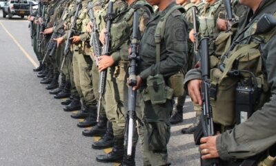 Lanzan artefactos explosivos contra estación de policía en Hacarí