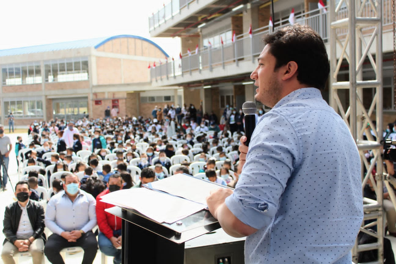 Mega Colegio San Marcos abre sus puertas a cerca de 1200 estudiantes de Funza