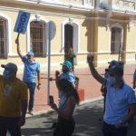 Sindicato de docentes inició ‘Operación Cobremos’ por el no pago del salario de diciembre