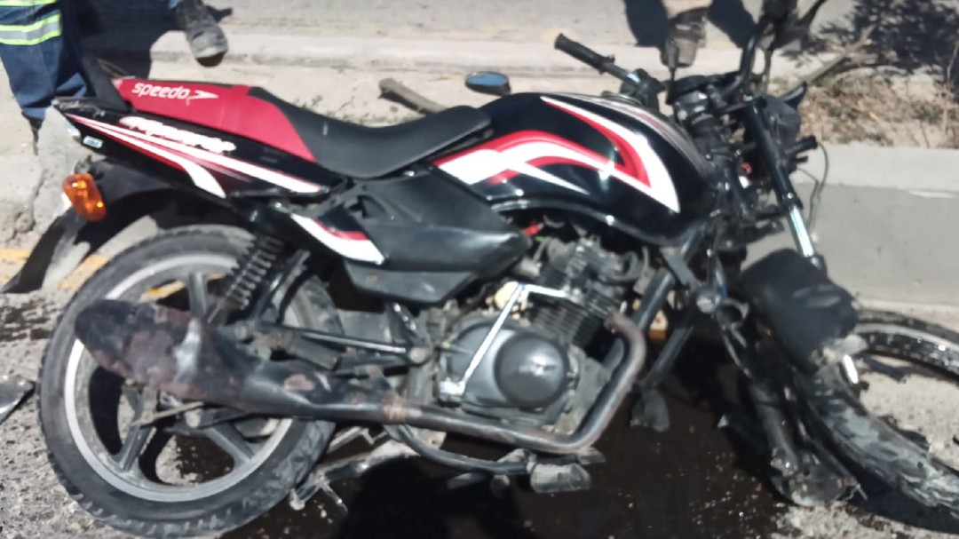 Tractomula arrolló a motociclista y lo mató en el acto en Cartagena