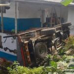 Vehículo chocó fuertemente contra una casa en Anserma, Caldas