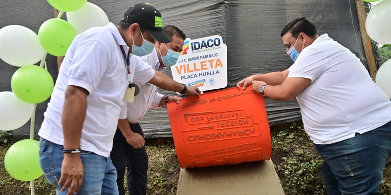 Acción Comunal Idaco entrega 198 metros lineales de placa huella en vereda Maní bajo, en Villeta