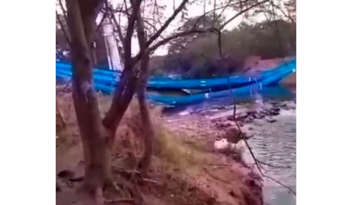 Colapsó puente en la vía Codazzi-Aguas Blancas