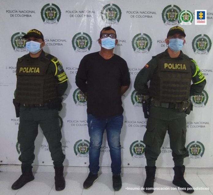 Detención intramuros para presunto integrante del grupo armado E-10, Frente Martín Villa, por el delito de extorsión   