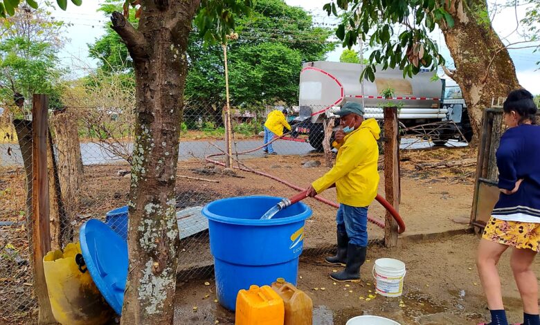 Distribución de agua en El Tablón y Cruz Verde