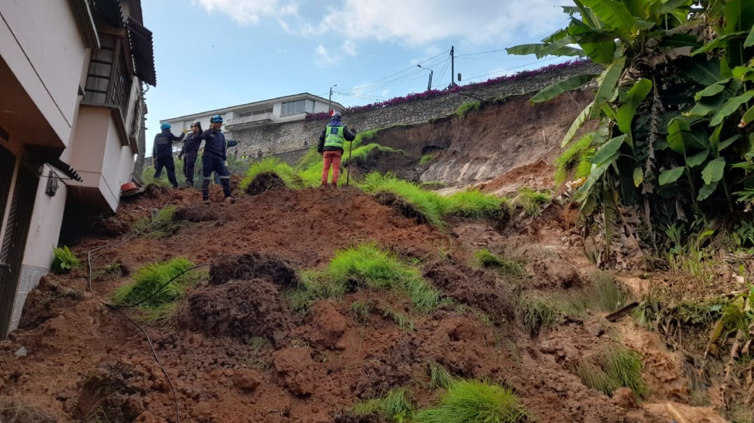 Emergencia por deslizamiento de tierra en Manizales