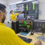 Las estaciones están ubicadas en área de influencia de operaciones en la mina, la línea férrea y Puerto Bolívar, realizando monitoreos que permitan asegurar el cumplimiento de la norma colombiana de calidad de aire.