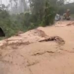 Fuerte aguacero en el oriente de Manizales causa desbordamiento de quebrada