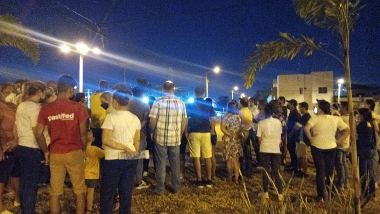 Habitantes de Vallejo protestan por mal servicio de Afinia