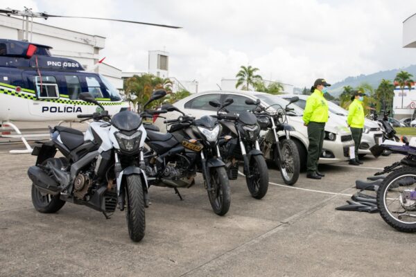 Policía asesta golpe a banda dedicada al hurto de motocicletas y vehículos
