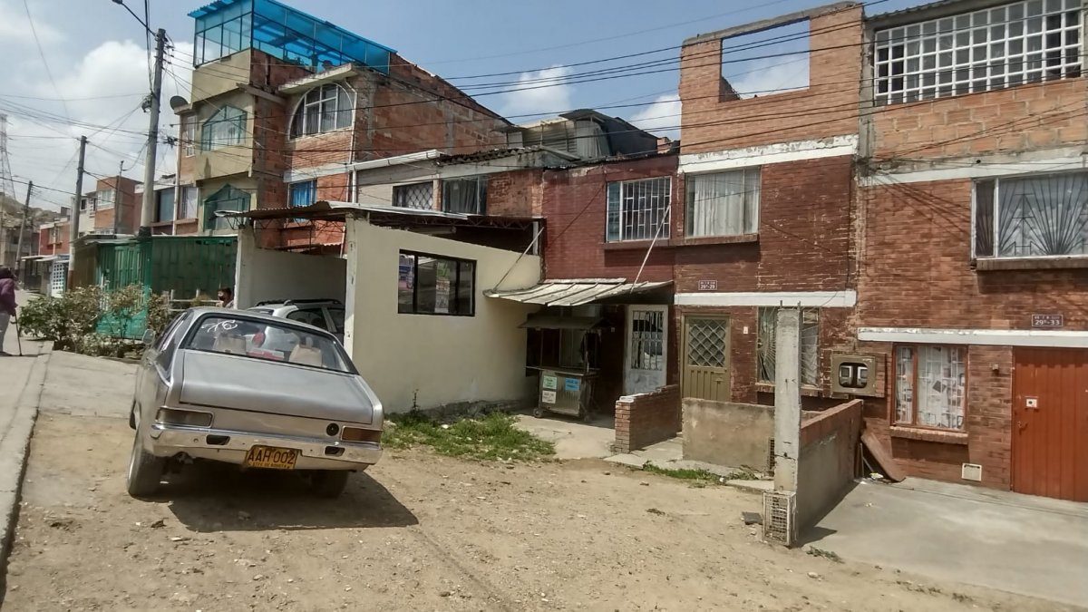 Se asomó a la ventana y lo asesinaron a bala en Soacha