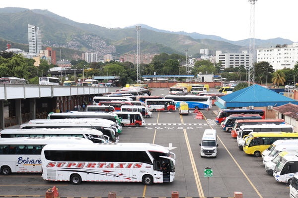 Suspenden transporte a Nariño y Cauca desde terminal de Cali