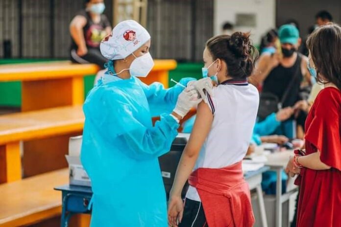 Vacunación anticovid regresa a colegios oficiales de Villavicencio