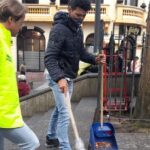 15 jóvenes infractores conmutaron multas barriendo las calles de Manizales