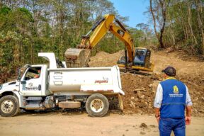 Administración departamental interviene punto crítico en la vía que conduce a Támara