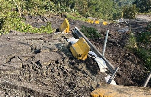 Ante emergencia en el corredor Chuguacal Cambao se habilitará vía alterna por Guayabal de Síquima