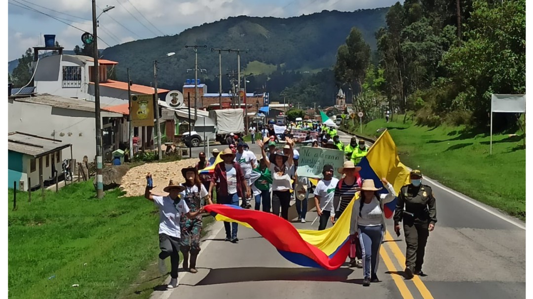 Arcabuco marcha en contra de actividad minera que afectaría zona hídrica