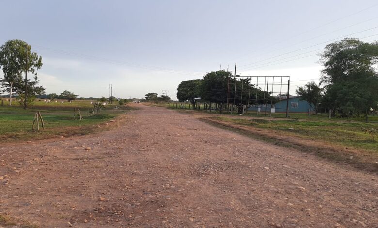Avance del proyecto de pavimentación hacia Orocué
