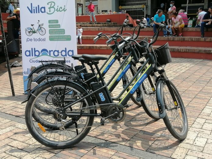Con bicicletas electroasistidas se reactivó ‘VillaBici’ en la capital metense