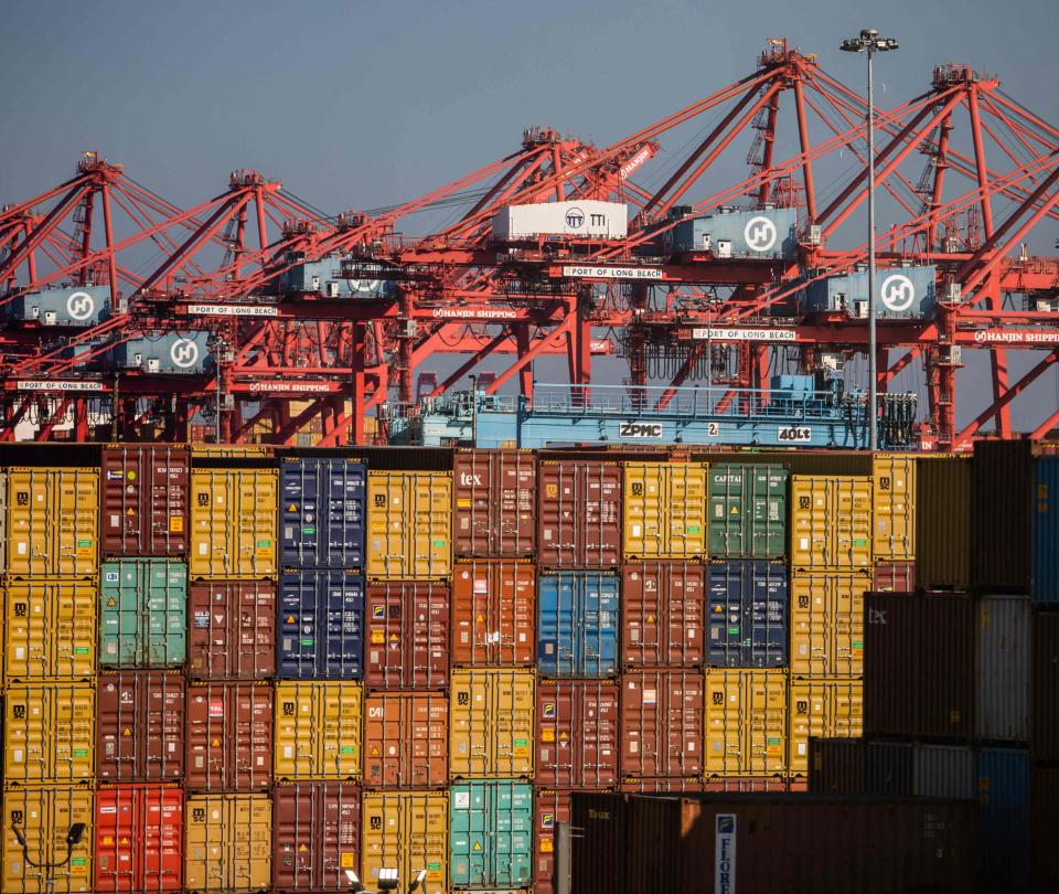 Exportaciones cierran enero con alza de 44,8%