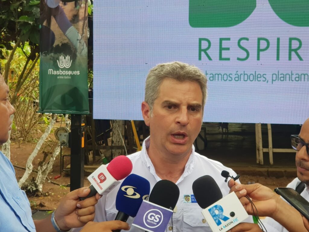 JAC en Córdoba reciben aporte económico de MinAmbiente para la siembra de árboles