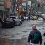 La caída de un poste dejó sin luz a Copacabana