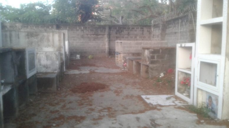 Mal estado del cementerio en el barrio Juan XXIII fue denunciado por sus habitantes