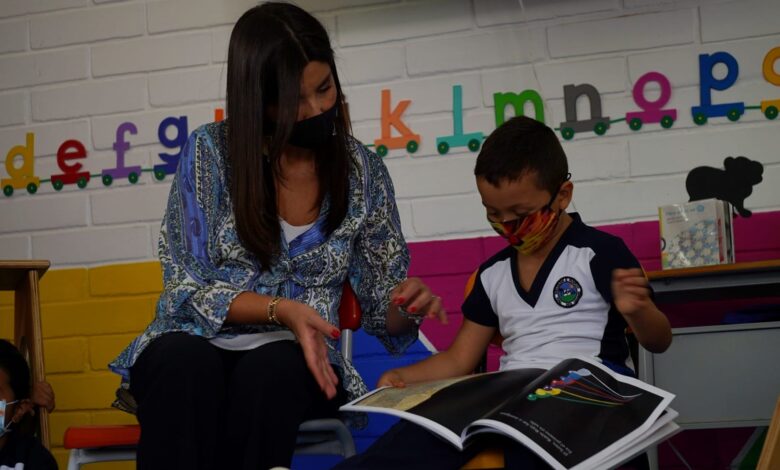 MinEducación entregó sala de lectura en el Megacolegio El Progreso