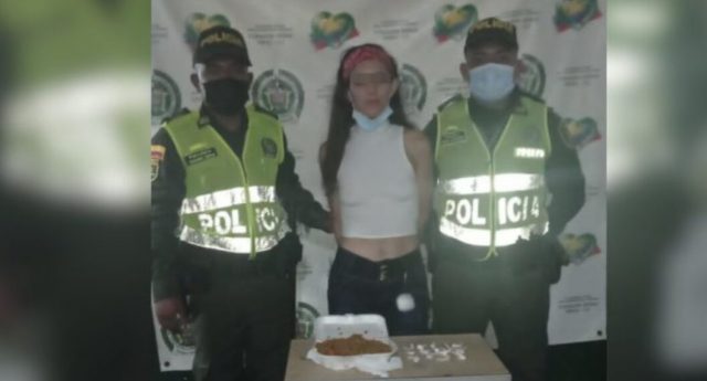 Mujer ingresó base de coca en una caja de arroz chino a una estación de Policía