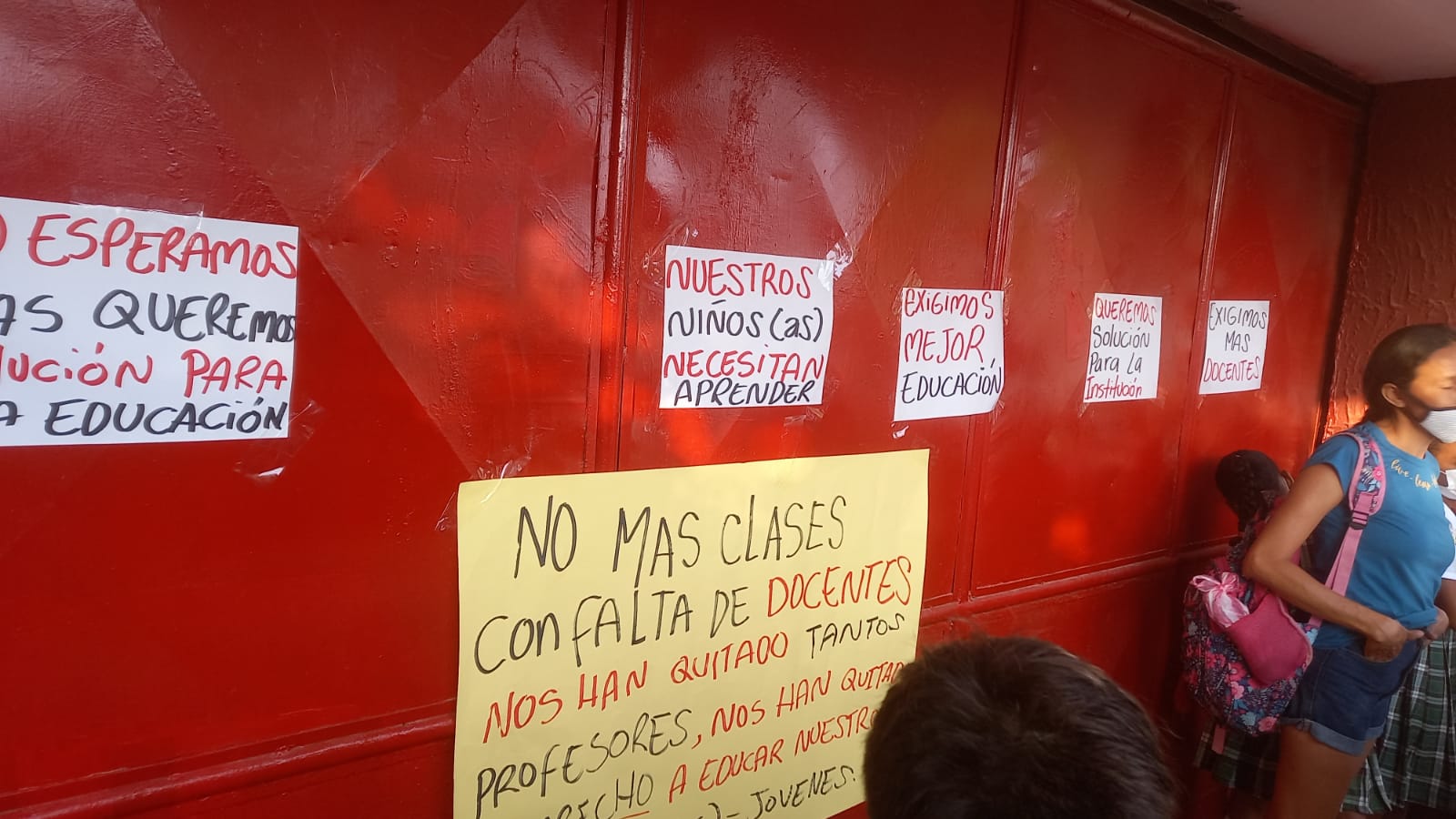 Protestas en Juan de Acosta por falta de profesores