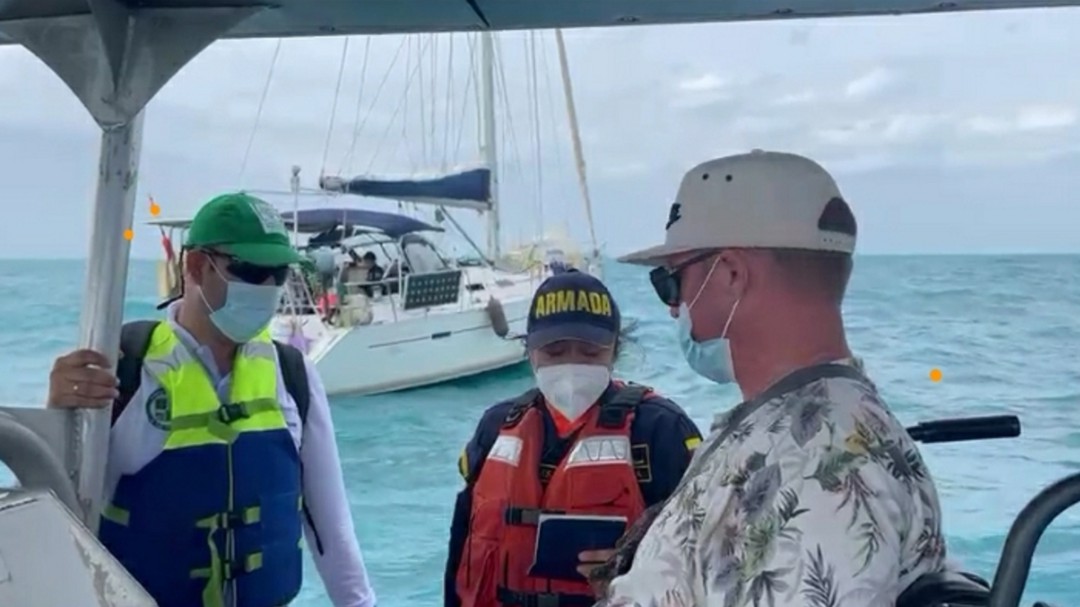Rescatados tres extranjeros tras quedar a la deriva en el mar Caribe