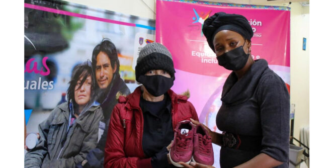 Secretaría de Equidad y Género entregó ropa y calzado a habitantes de calle