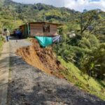 Siguen los deslizamiento de tierra en la vereda Aguazul en Dosquebradas