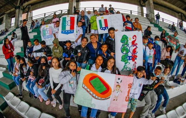 900 niños de Manizales cumplieron su sueño de ir al Estadio Palogrande a ver al Once Caldas