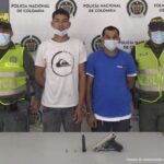 Aseguradas dos personas que habrían hurtado un vehículo en Barranquilla