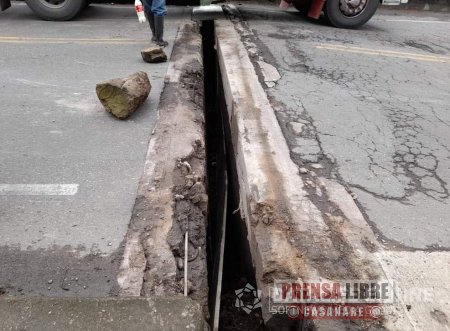 Daño en las juntas metálicas del puente La Leonera causó demoras en la movilidad entre Boyacá y Casanare