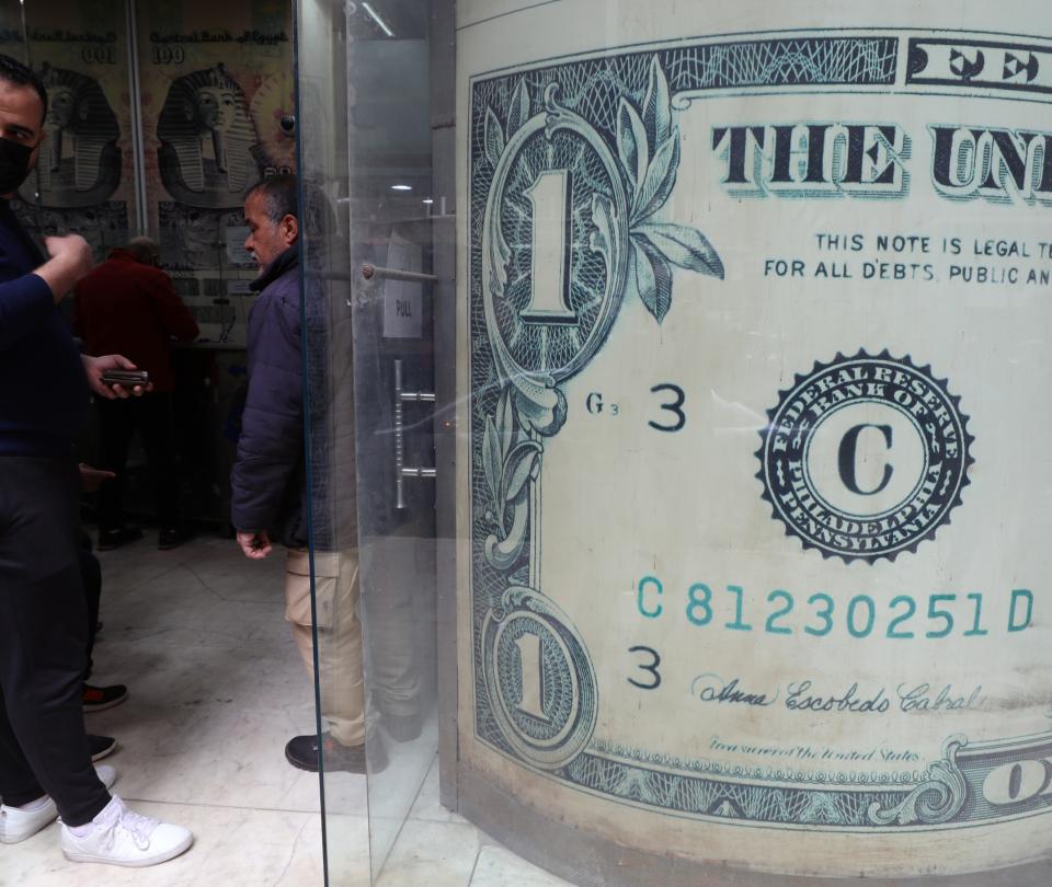 Dólar reporta leve subida y se acerca a $3.800