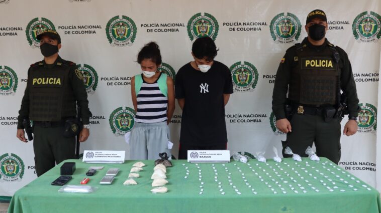 Dos personas capturadas por el delito de tráfico de estupefacientes