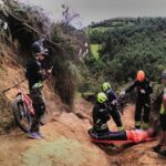 En Pasto rescataron a ciclista, se había lesionado tras de caer desde una zona montañosa