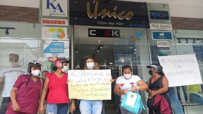 En manifestación se mantienen extrabajadores de la IPS único en Arauca