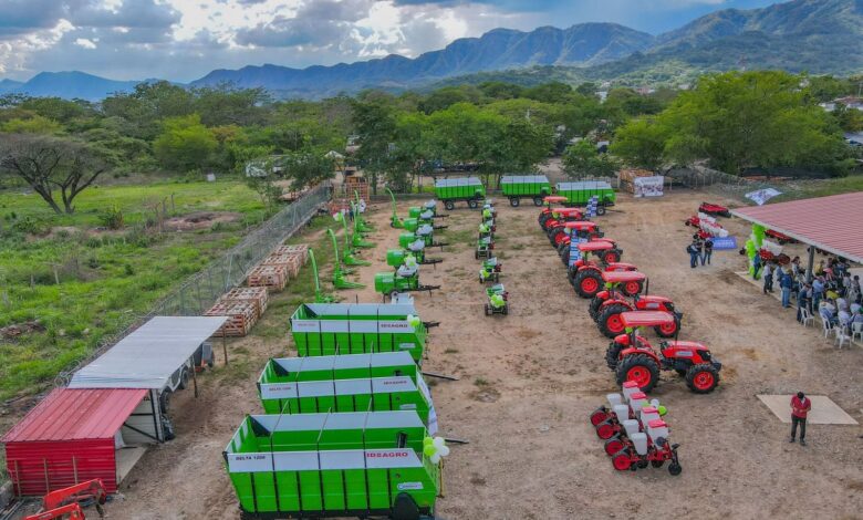 Entregados kits de maquinaria agrícola en Casanare