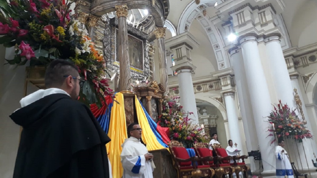 Evitan nuevo robo de elementos religiosos del santuario de Chiquinquirá