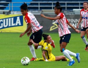 Las Tiburonas golearon al Bucaramanga y son sextas en la Liga Femenina