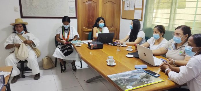 Dos mesas de trabajo se han realizado con la IPSI Gonawindua y la EPSI Dusakawi con el fin de conocer los resultados de la misión médica para el control del brote de Tosferina en la comunidad de Taminaka y sus alrededores, en la Sierra Nevada de Santa Marta.