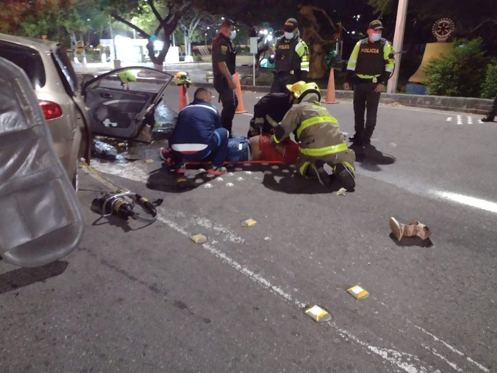 Un muerto y tres heridos por choque en avenida Los Libertadores de Cúcuta